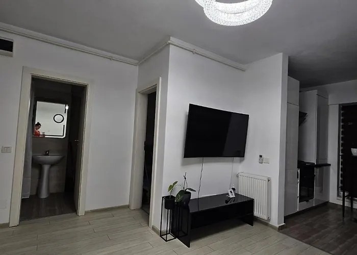 Studio Titan Park Apartment