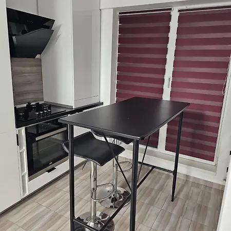 Studio Titan Park Bukarest