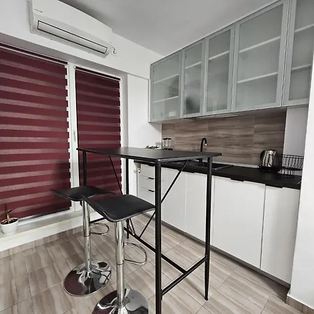 Studio Titan Park * Bucharest