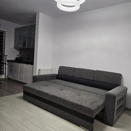 Studio Titan Park Apartment